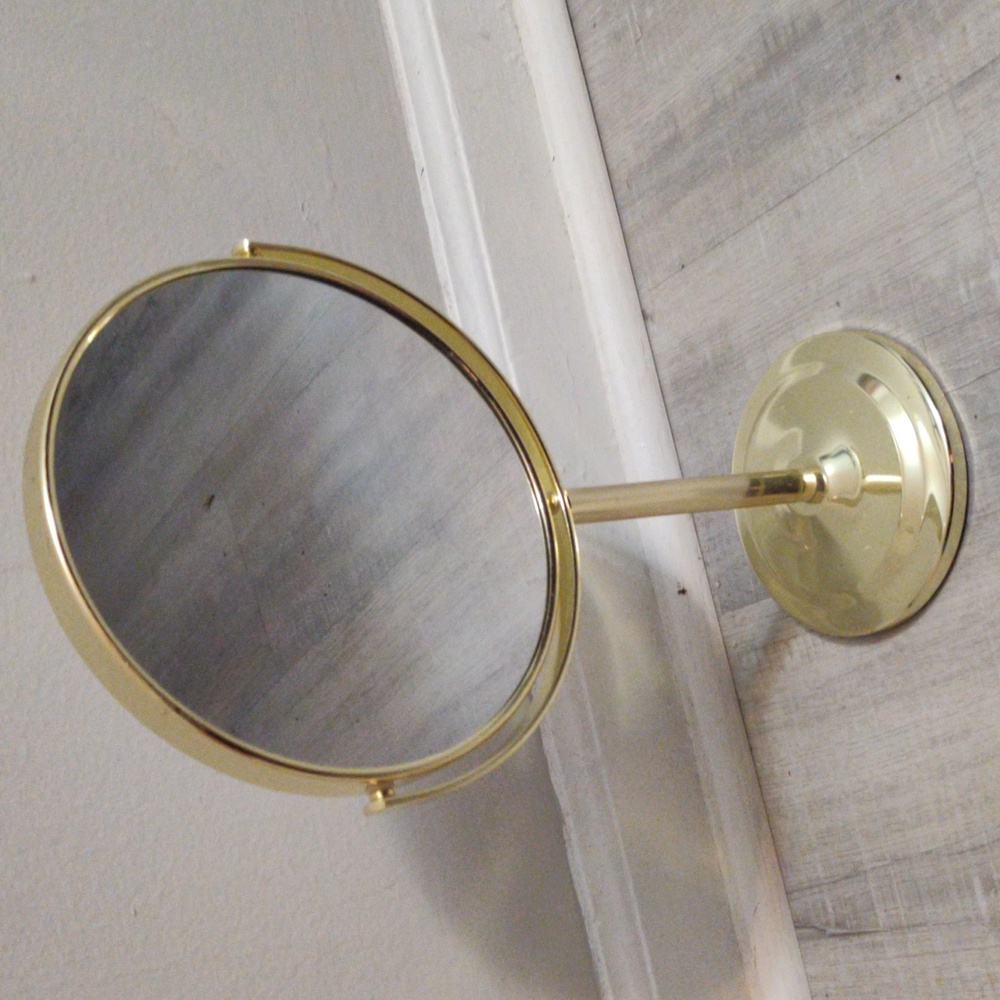 💖Thinks Pace💖 mirror